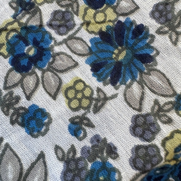 Floral Peasant Buttondown Top - Picture 2 of 6